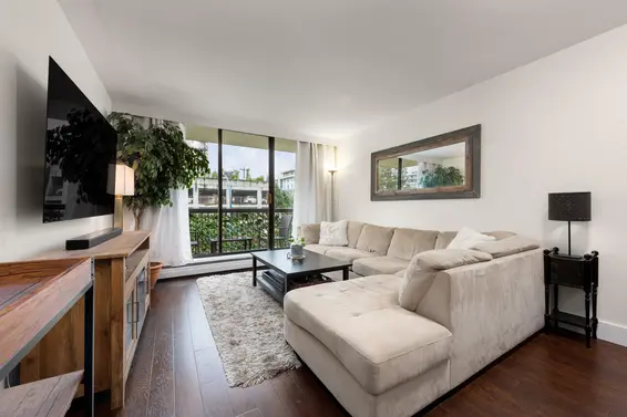 305 145 St Georges Avenue, North Vancouver For Sale - image 10