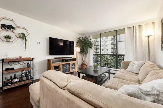305 145 St Georges Avenue, North Vancouver For Sale - image 11