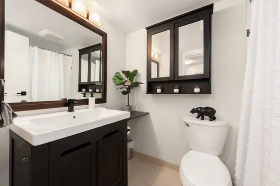 305 145 St Georges Avenue, North Vancouver For Sale - image 19