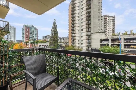 305 145 St Georges Avenue, North Vancouver For Sale - image 22
