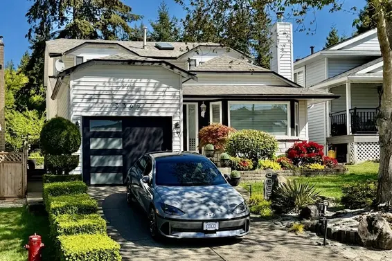 3362 Manning Crescent, North Vancouver For Sale - image 1