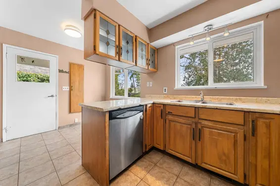 753 East 9th Street, North Vancouver For Sale - image 18