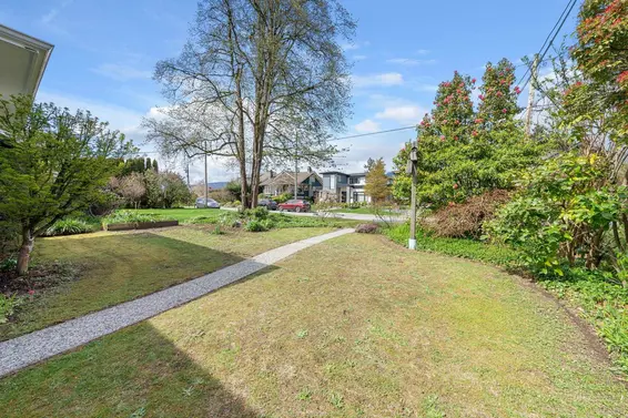 753 East 9th Street, North Vancouver For Sale - image 38