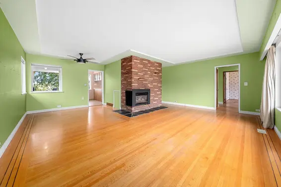 753 East 9th Street, North Vancouver For Sale - image 9