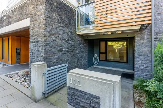 111 221 East 3rd Street, North Vancouver For Sale - image 17