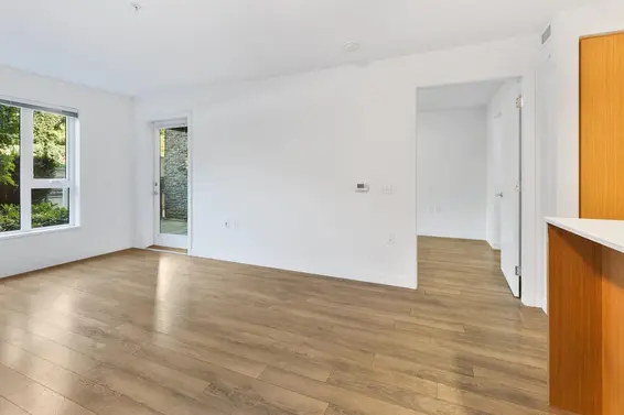 111 221 East 3rd Street, North Vancouver For Sale - image 6