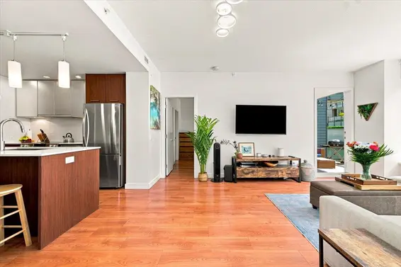 3 221 East 3 Street, North Vancouver For Sale - image 12