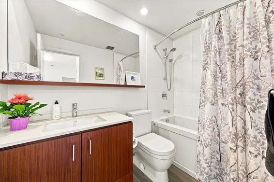 3 221 East 3 Street, North Vancouver For Sale - image 18