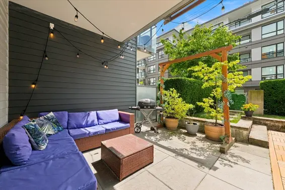 3 221 East 3 Street, North Vancouver For Sale - image 4
