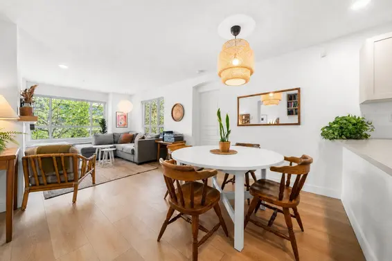 301 333 East 1st Street, North Vancouver For Sale - image 8