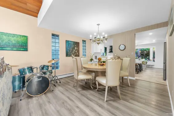 1040 Jefferson Avenue, West Vancouver For Sale - image 9