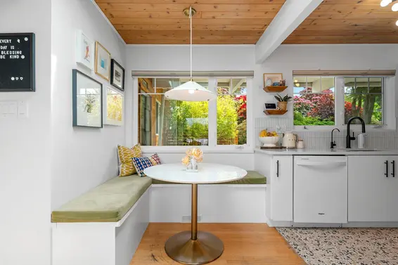 3455 Calder Avenue, North Vancouver For Sale - image 16