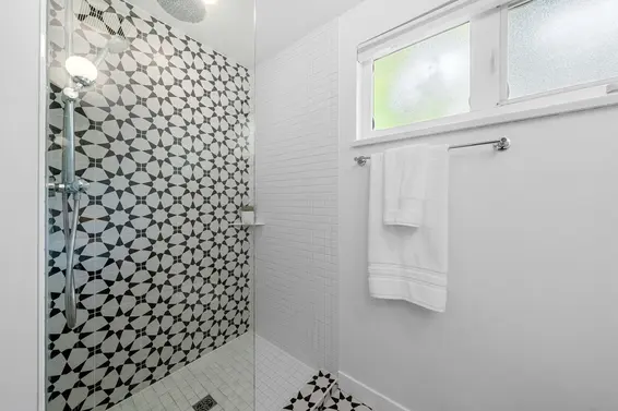 3455 Calder Avenue, North Vancouver For Sale - image 21