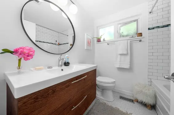 3455 Calder Avenue, North Vancouver For Sale - image 25