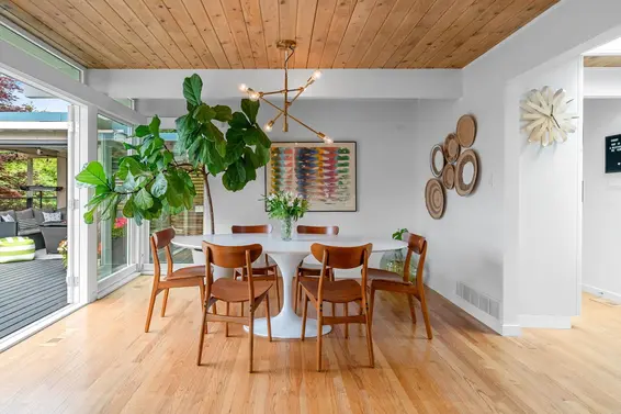 3455 Calder Avenue, North Vancouver For Sale - image 7