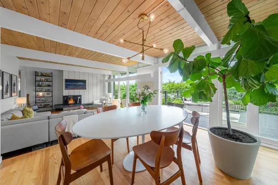 3455 Calder Avenue, North Vancouver For Sale - image 8