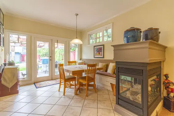 358 East 14th Street, North Vancouver For Sale - image 11