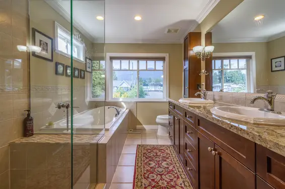358 East 14th Street, North Vancouver For Sale - image 17