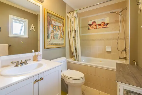 358 East 14th Street, North Vancouver For Sale - image 25