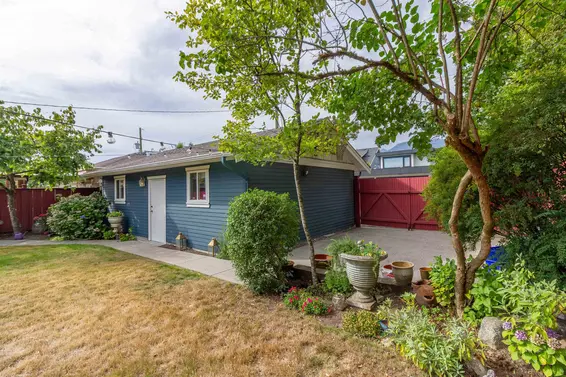 358 East 14th Street, North Vancouver For Sale - image 36