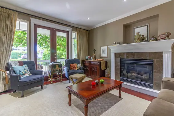 358 East 14th Street, North Vancouver For Sale - image 4