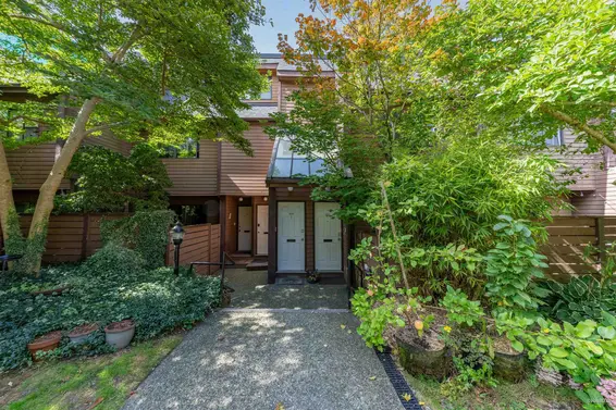 3319 Mountain Highway, North Vancouver For Sale - image 7