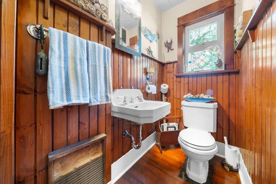 628 East 5th Street, North Vancouver For Sale - image 21