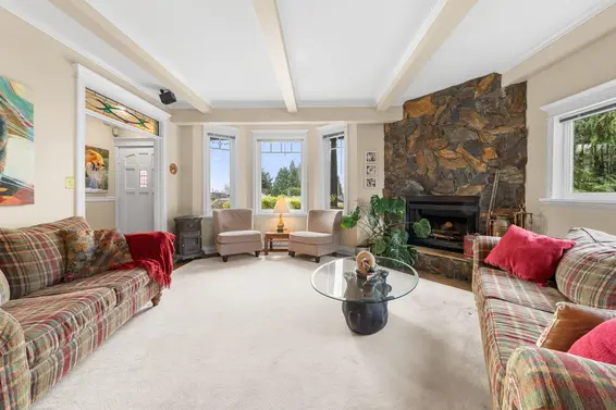 628 East 5th Street, North Vancouver For Sale - image 8