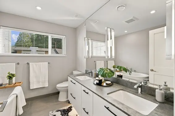 4682 Capilano Road, North Vancouver For Sale - image 17