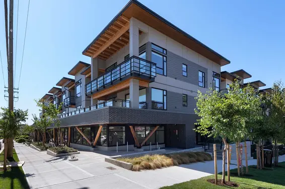 207 715 West 15Th Street, North Vancouver