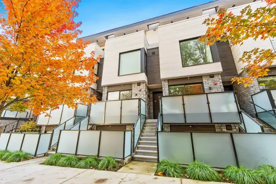 107 650 East 2nd Street, North Vancouver For Sale - image 4