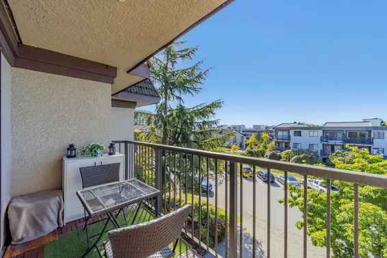205 252 West 2nd Street, North Vancouver For Sale - image 16