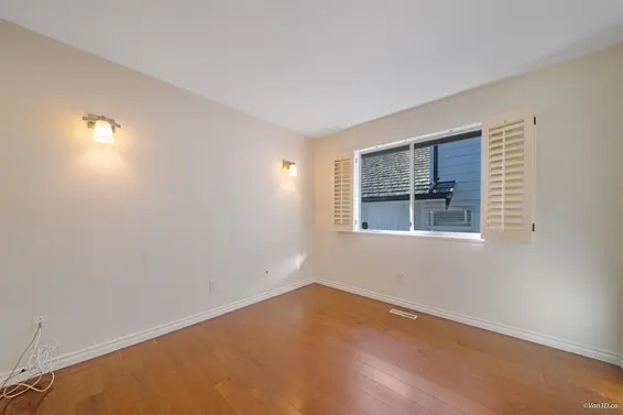 1072 Clements Avenue, North Vancouver For Sale - image 12