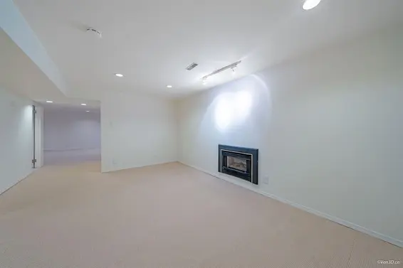 1072 Clements Avenue, North Vancouver For Sale - image 23