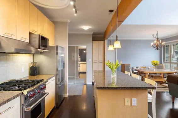 514 560 Raven Woods Drive, North Vancouver For Sale - image 4