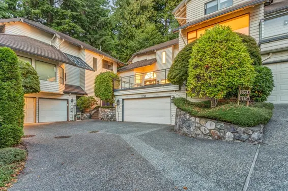 5730 Owl Court, North Vancouver