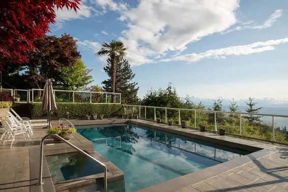 4729 Woodburn Road, West Vancouver For Sale - image 3