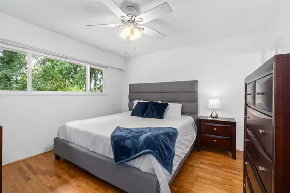2681 Standish Drive, North Vancouver For Sale - image 15
