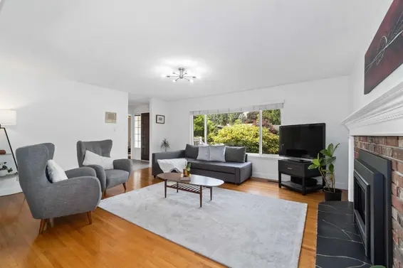 2681 Standish Drive, North Vancouver For Sale - image 6