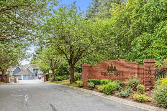 36 1925 Indian River Crescent, North Vancouver