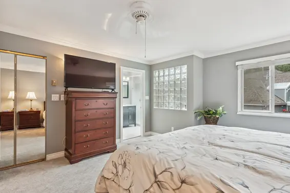 36 1925 Indian River Crescent, North Vancouver For Sale - image 27