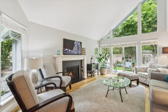 36 1925 Indian River Crescent, North Vancouver For Sale - image 4