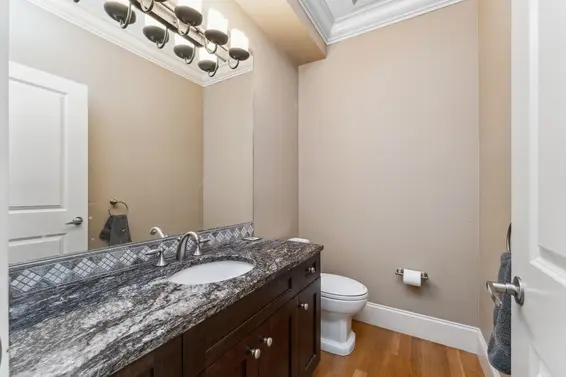 352 St. James Crescent, West Vancouver For Sale - image 23