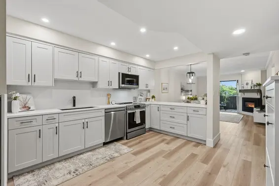 102 1538 Bowser Avenue, North Vancouver For Sale - image 16