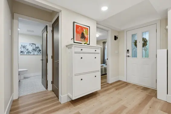 102 1538 Bowser Avenue, North Vancouver For Sale - image 3