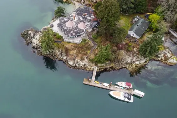 5806 Eagle Island, West Vancouver