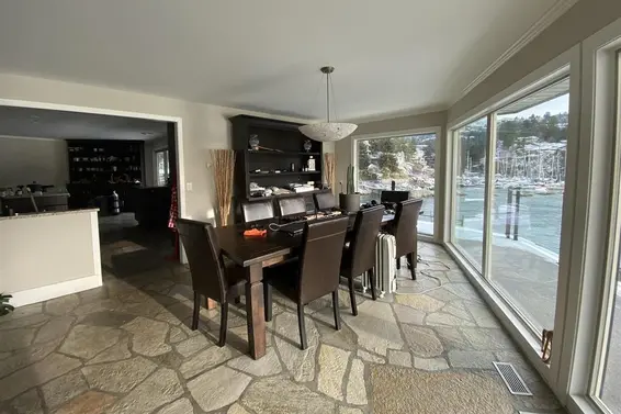 5806 Eagle Island, West Vancouver For Sale - image 11