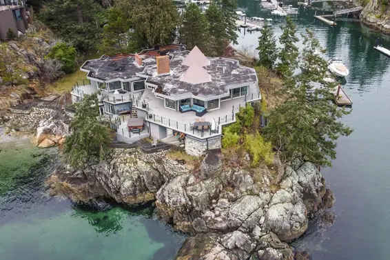 5806 Eagle Island, West Vancouver For Sale - image 3