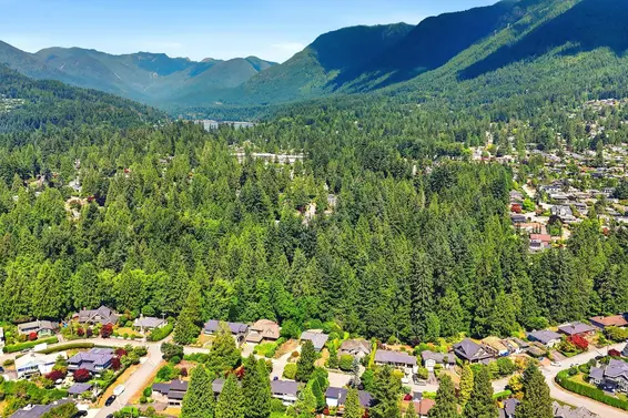 3922 Sunnycrest Drive, North Vancouver For Sale - image 15