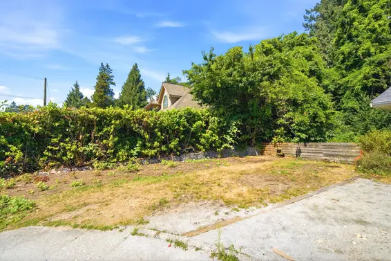 3922 Sunnycrest Drive, North Vancouver For Sale - image 6